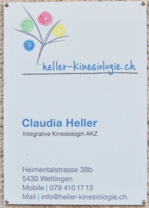heller-kinesiologie-Hausbeschriftung